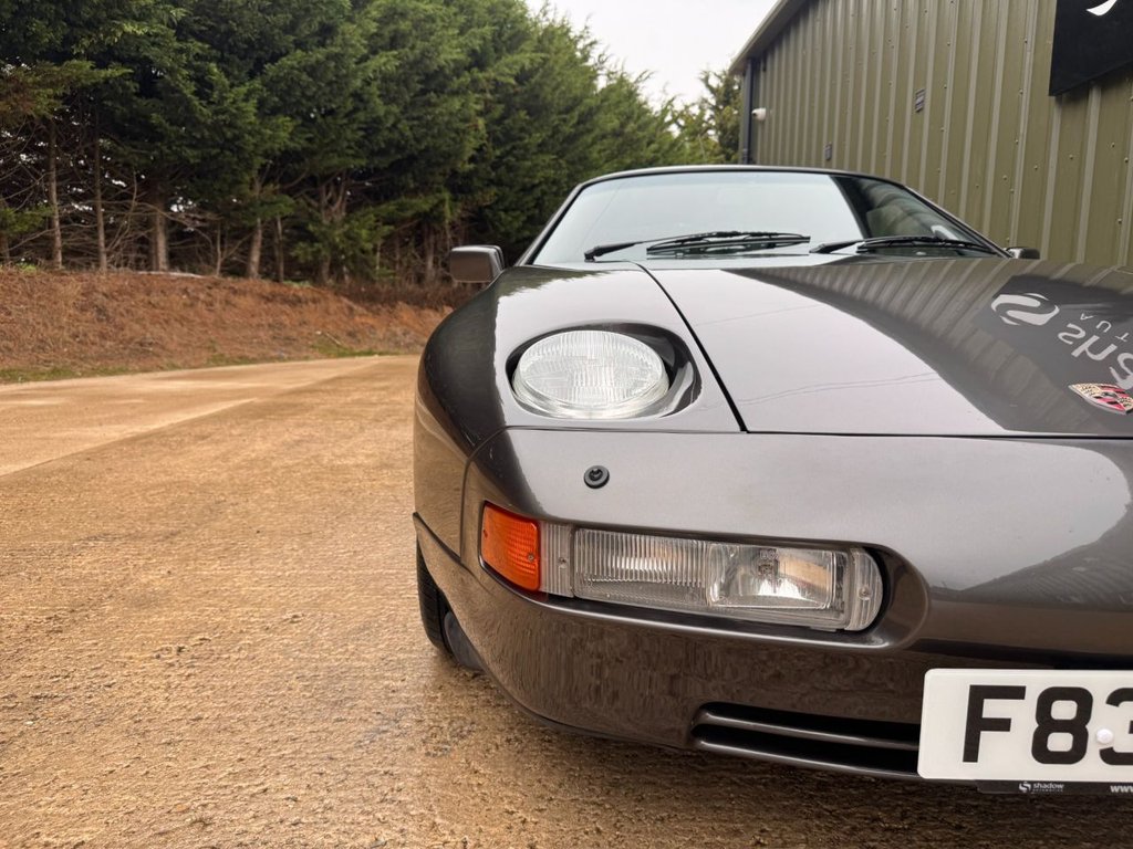 Used Porsche 928 1989 for sale - 76322986: Photo 43