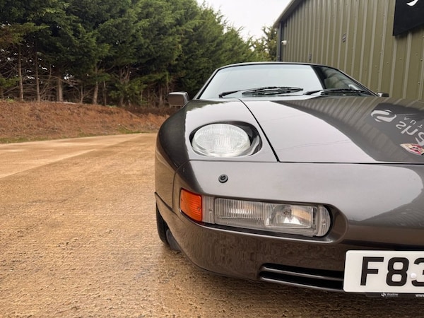 Used Porsche 928 2018 for sale - 76322986: Photo 43