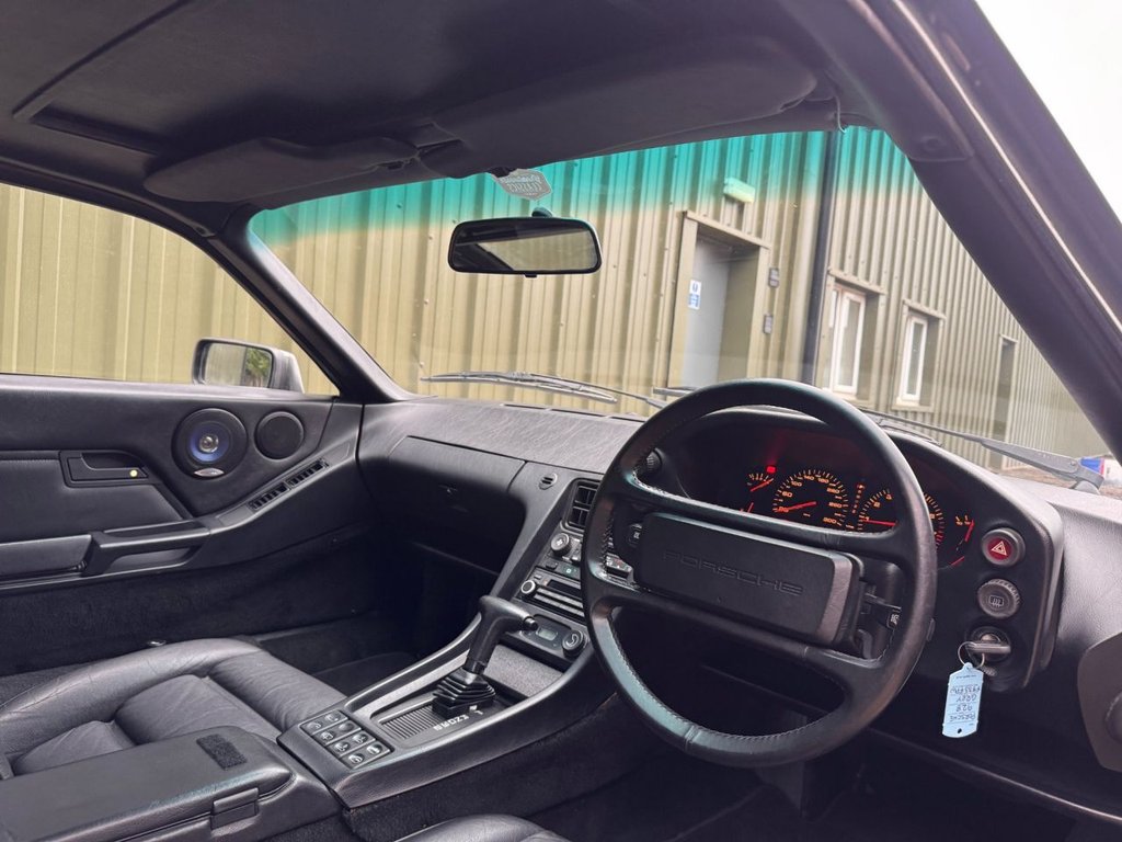 Used Porsche 928 1989 for sale - 76322986: Photo 8