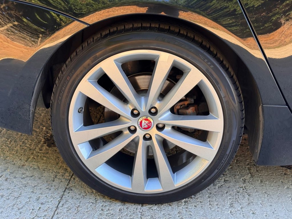 Used Jaguar XJ 2019 for sale - 76185322: Photo 15