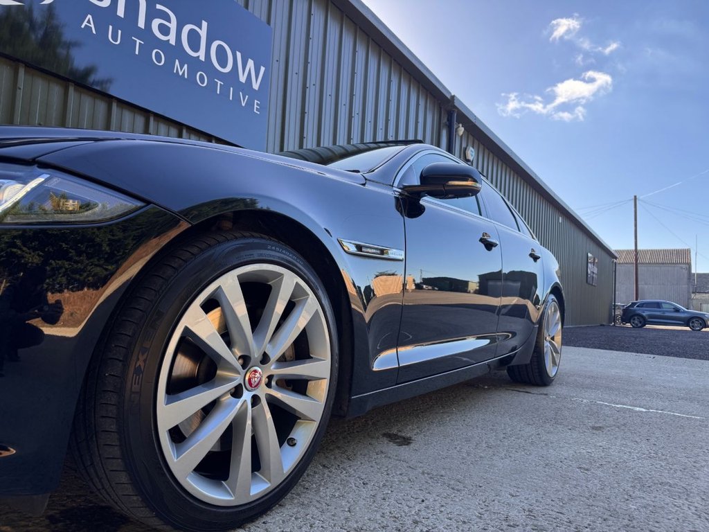 Used Jaguar XJ 2019 for sale - 76185322: Photo 18