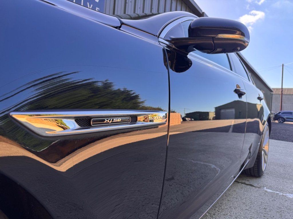 Used Jaguar XJ 2019 for sale - 76185322: Photo 28