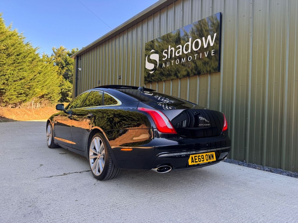 Used Jaguar XJ 2019 for sale - 76185322: Photo 30