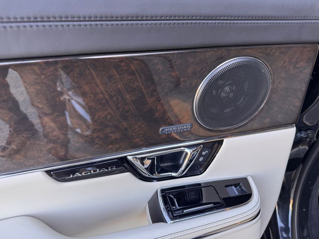Used Jaguar XJ 2019 for sale - 76185322: Photo 31
