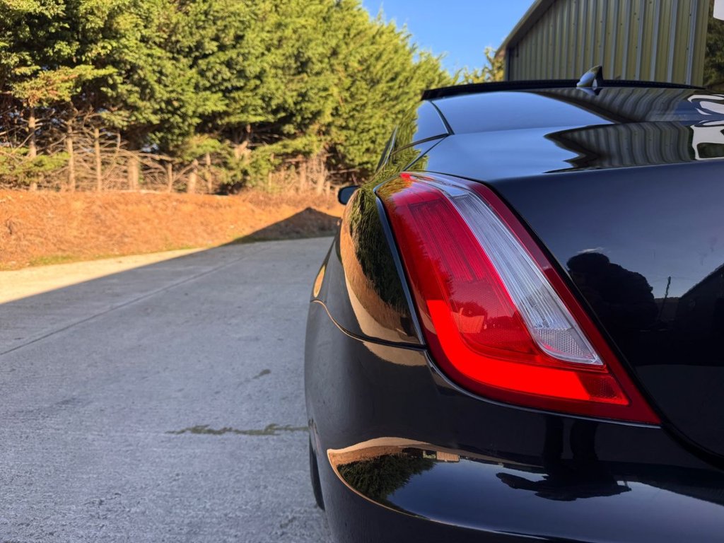 Used Jaguar XJ 2019 for sale - 76185322: Photo 39