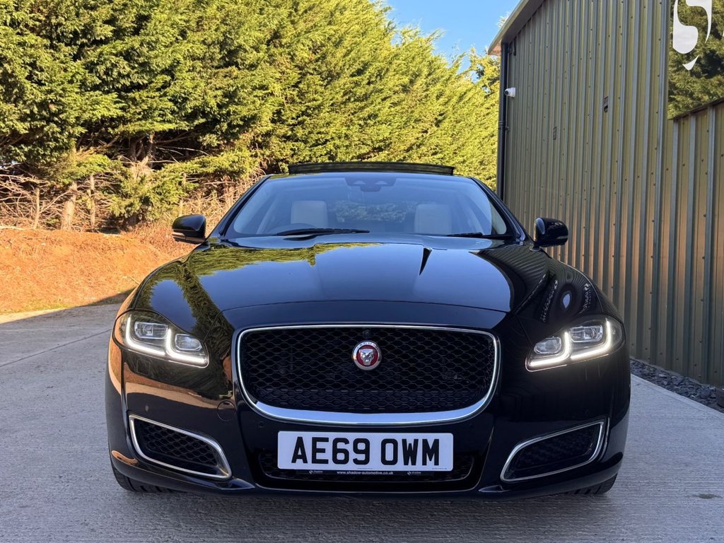 Used Jaguar XJ 2019 for sale - 76185322: Photo 50
