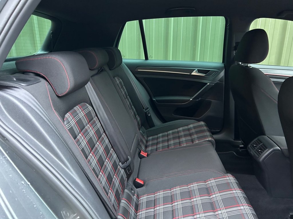 Used Volkswagen Golf 2020 for sale - 77301860: Photo 12