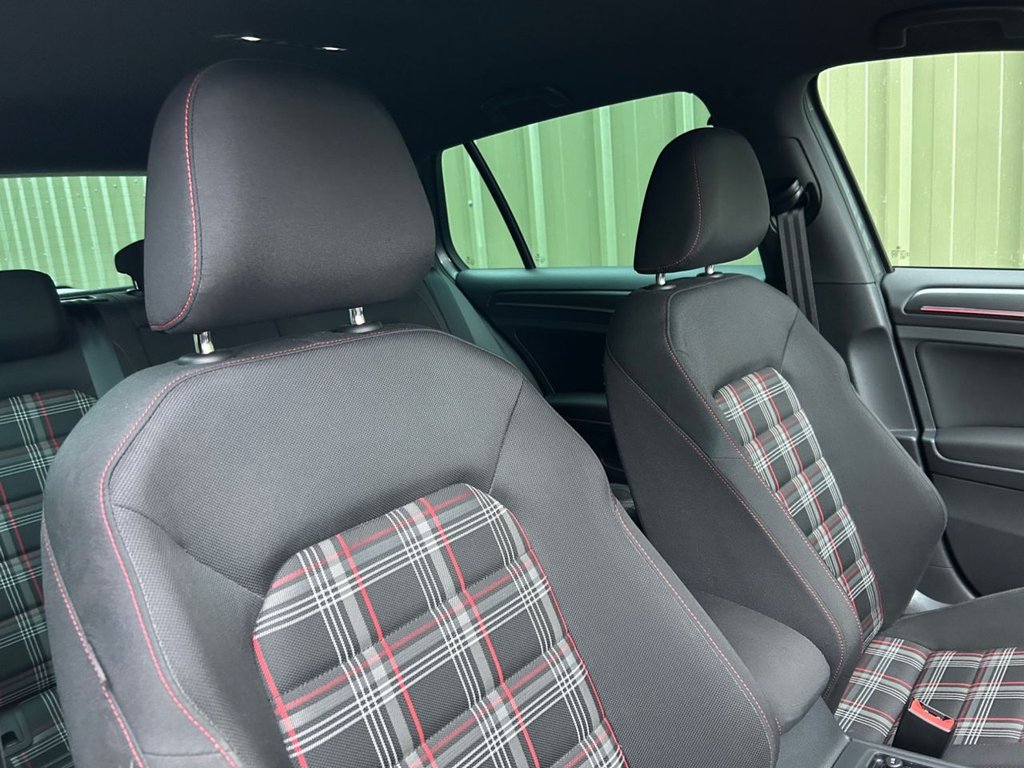 Used Volkswagen Golf 2020 for sale - 77301860: Photo 6