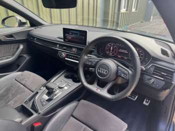 Used Audi A4 Avant 2019 for sale - 74784358: Photo