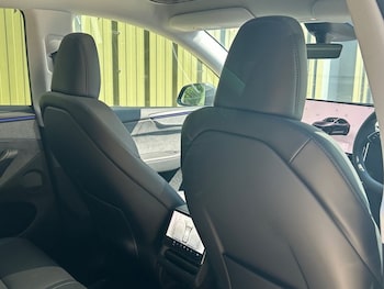 Used Tesla Model Y 2025 for sale - 79178700: Photo