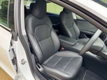 Used Tesla Model 3 2024 for sale - 74401136: Photo