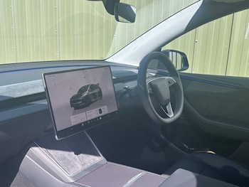 Used Tesla Model Y 2025 for sale - 78458348: Photo