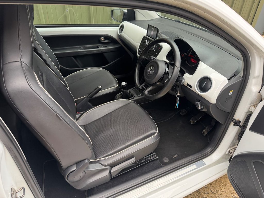 Used Volkswagen up! 2013 for sale - 77037927: Photo 20