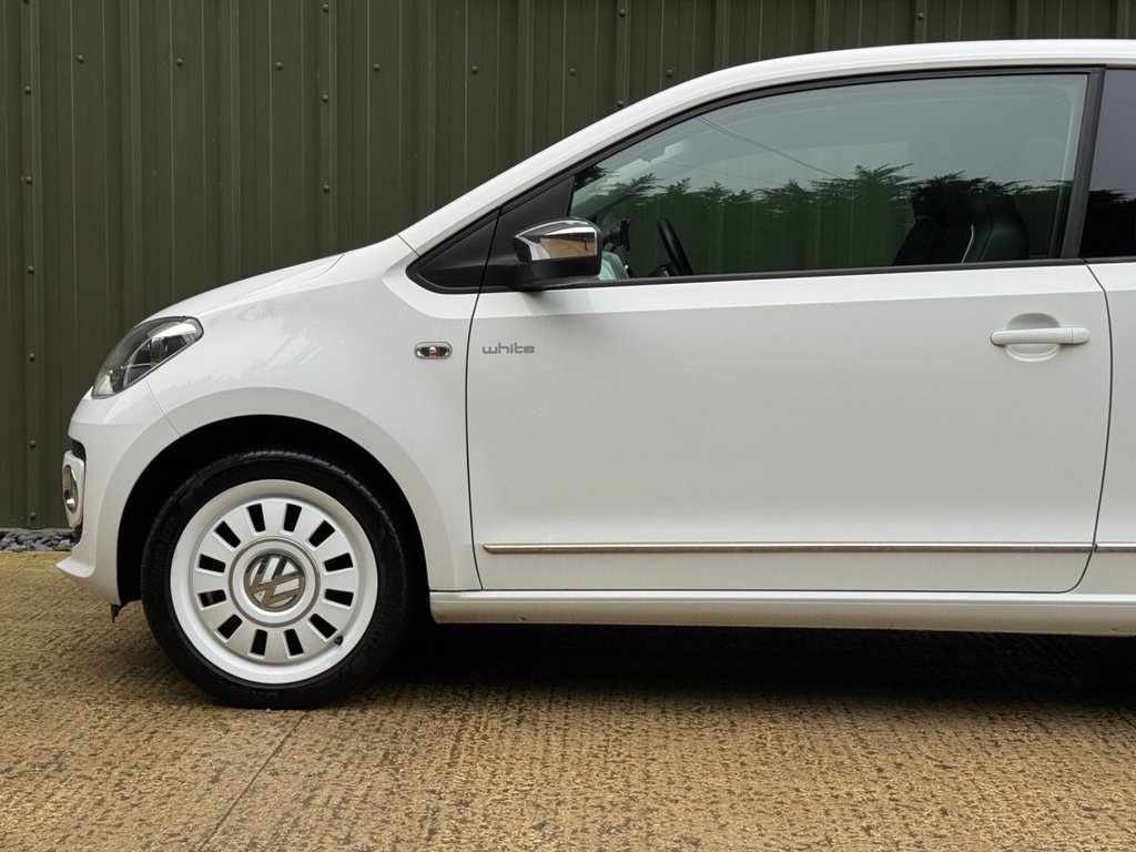 Used Volkswagen up! 2013 for sale - 77037927: Photo 24