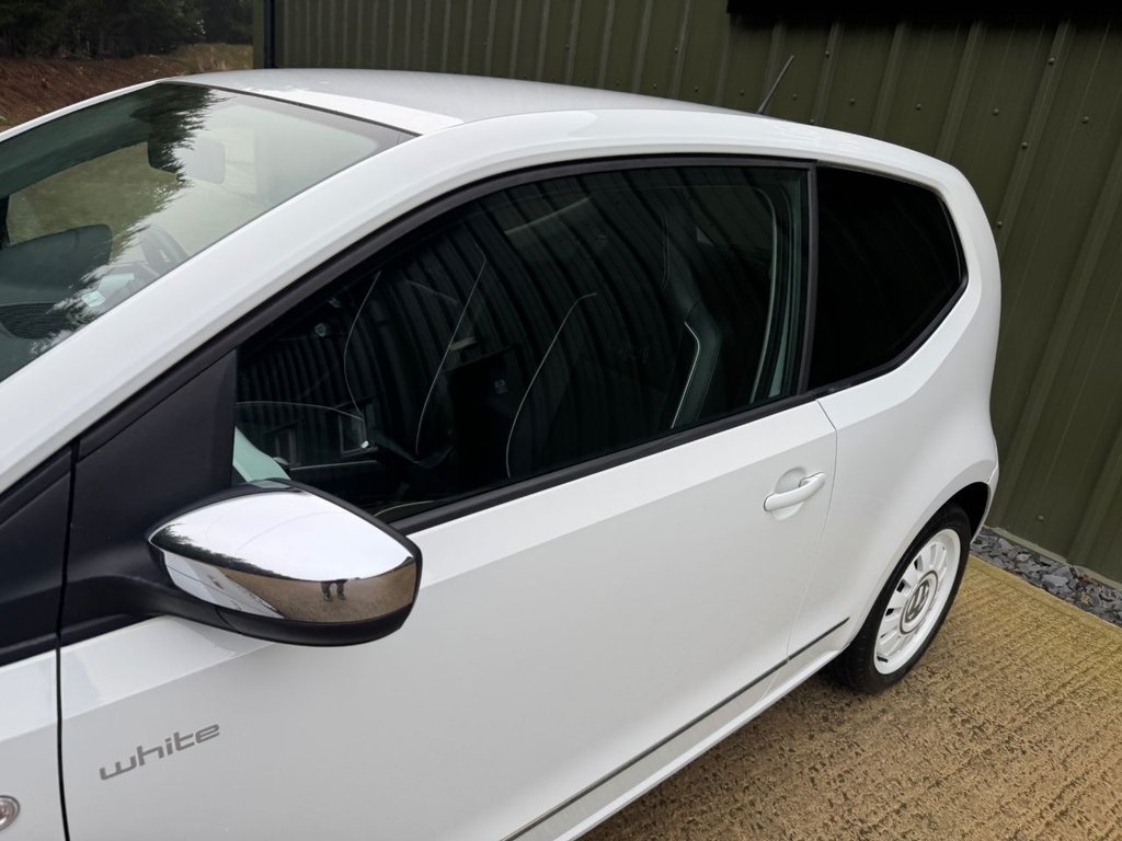 Used Volkswagen up! 2013 for sale - 77037927: Photo 28