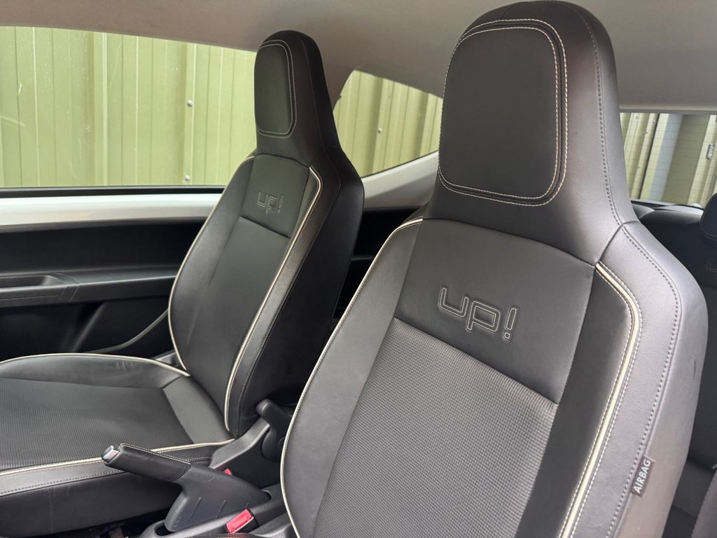 Used Volkswagen up! 2013 for sale - 77037927: Photo 31
