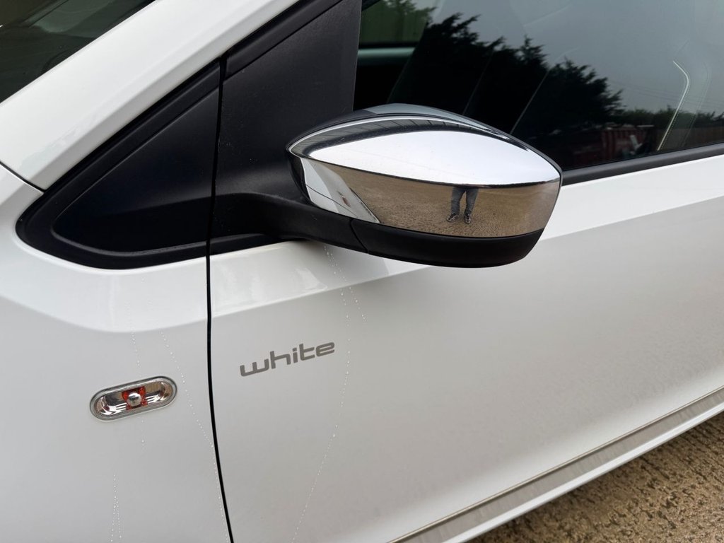 Used Volkswagen up! 2013 for sale - 77037927: Photo 36