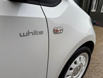 Used Volkswagen up! 2013 for sale - 77037927: Photo