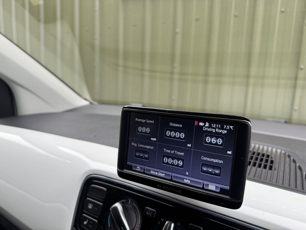 Used Volkswagen up! 2013 for sale - 77037927: Photo 48