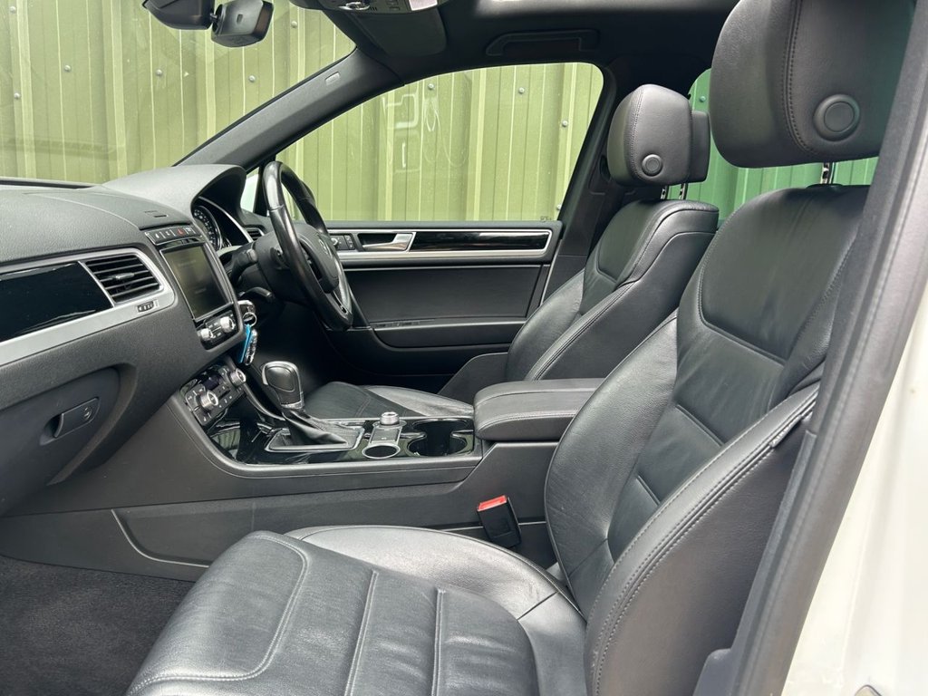 Used Volkswagen Touareg 2017 for sale - 78181886: Photo 30