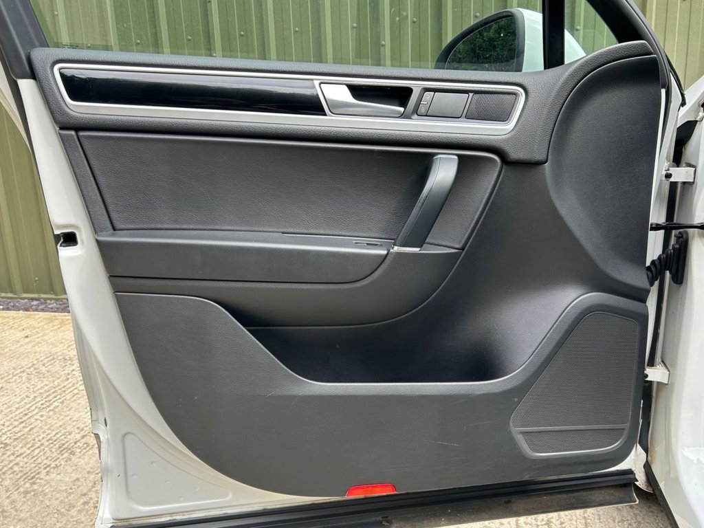 Used Volkswagen Touareg 2017 for sale - 78181886: Photo 44