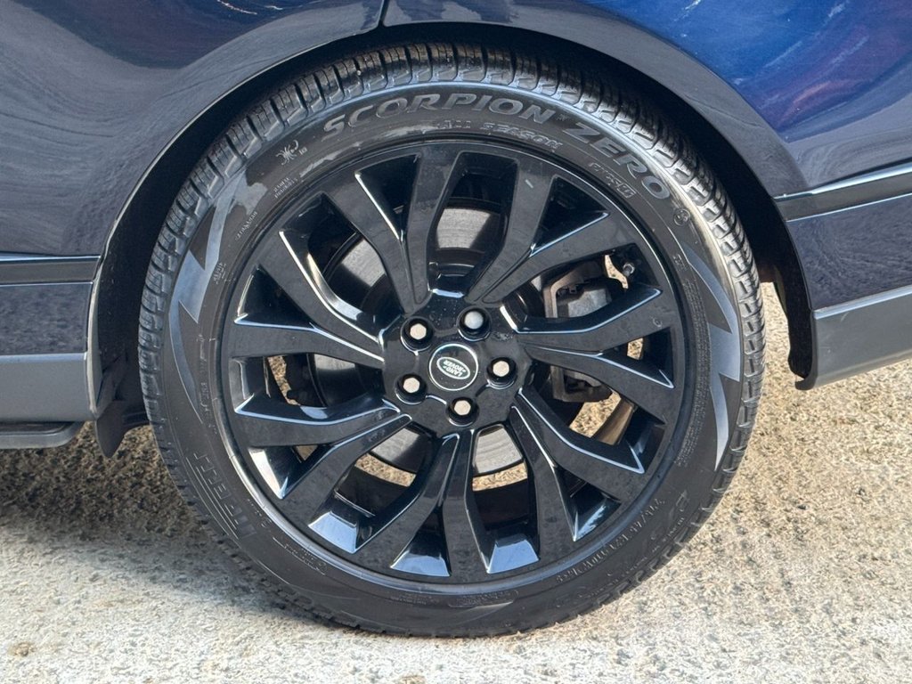 Used Land Rover Range Rover 2020 for sale - 76665445: Photo 11