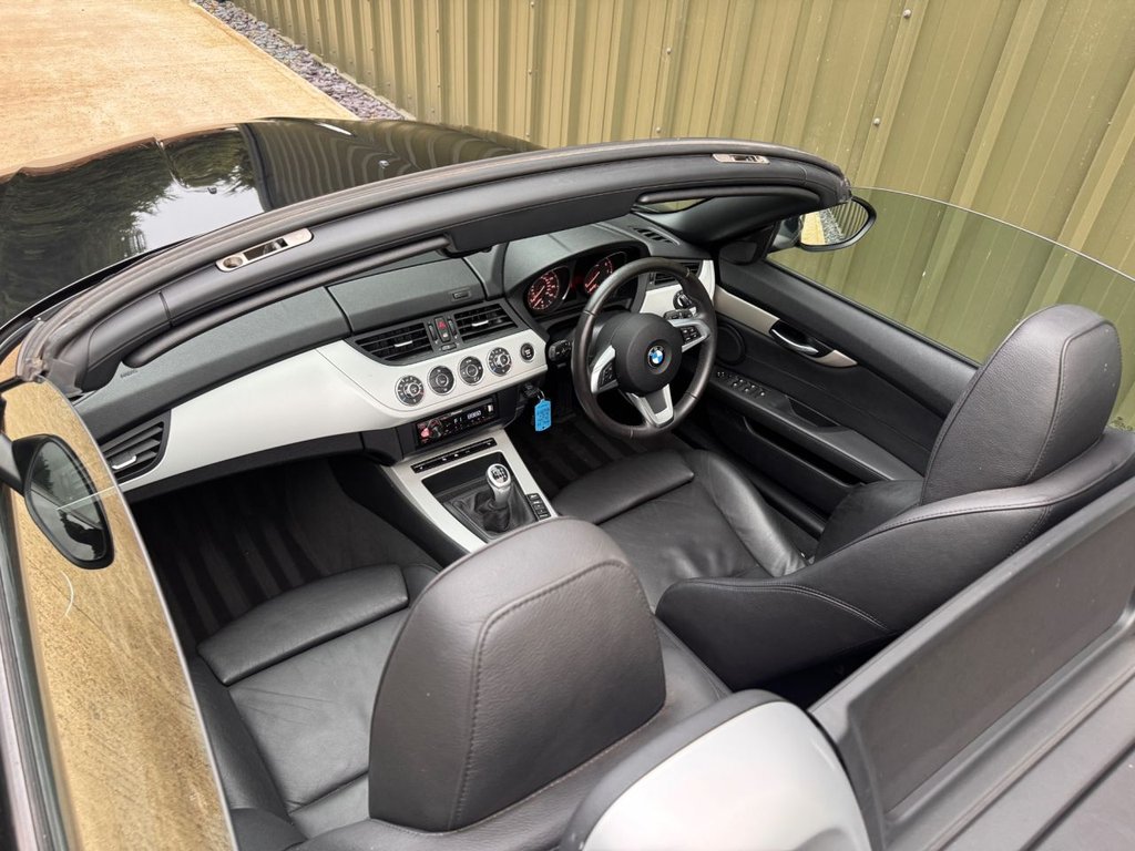 Used BMW Z4 2009 for sale - 76698289: Photo 14