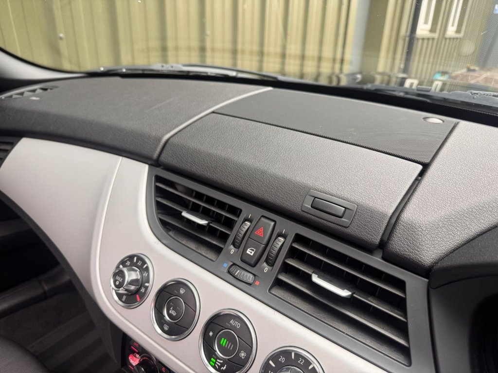 Used BMW Z4 2009 for sale - 76698289: Photo 17