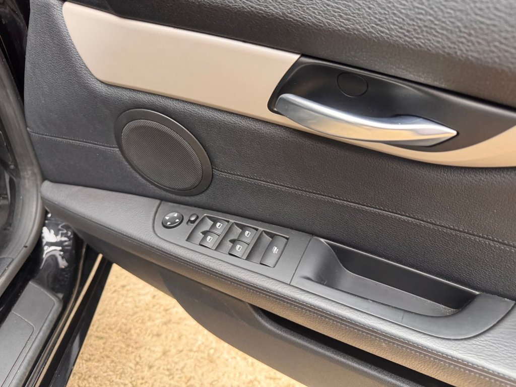 Used BMW Z4 2009 for sale - 76698289: Photo 32