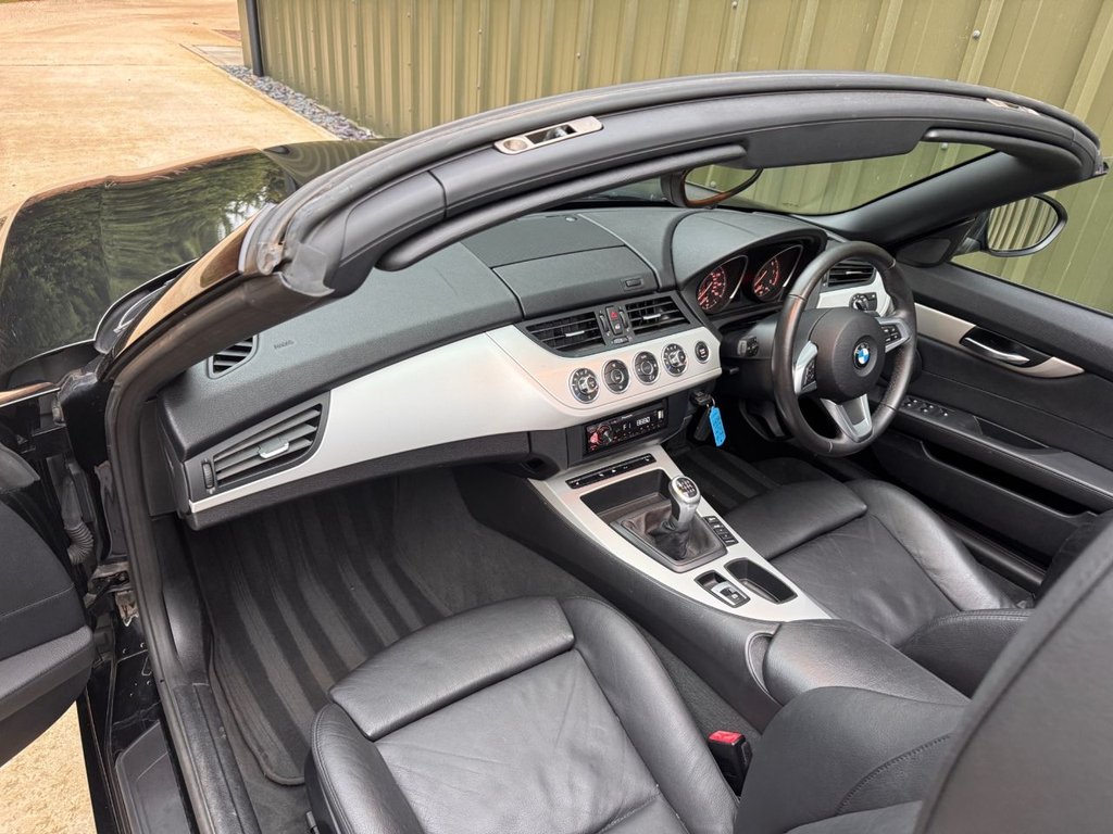 Used BMW Z4 2009 for sale - 76698289: Photo 4