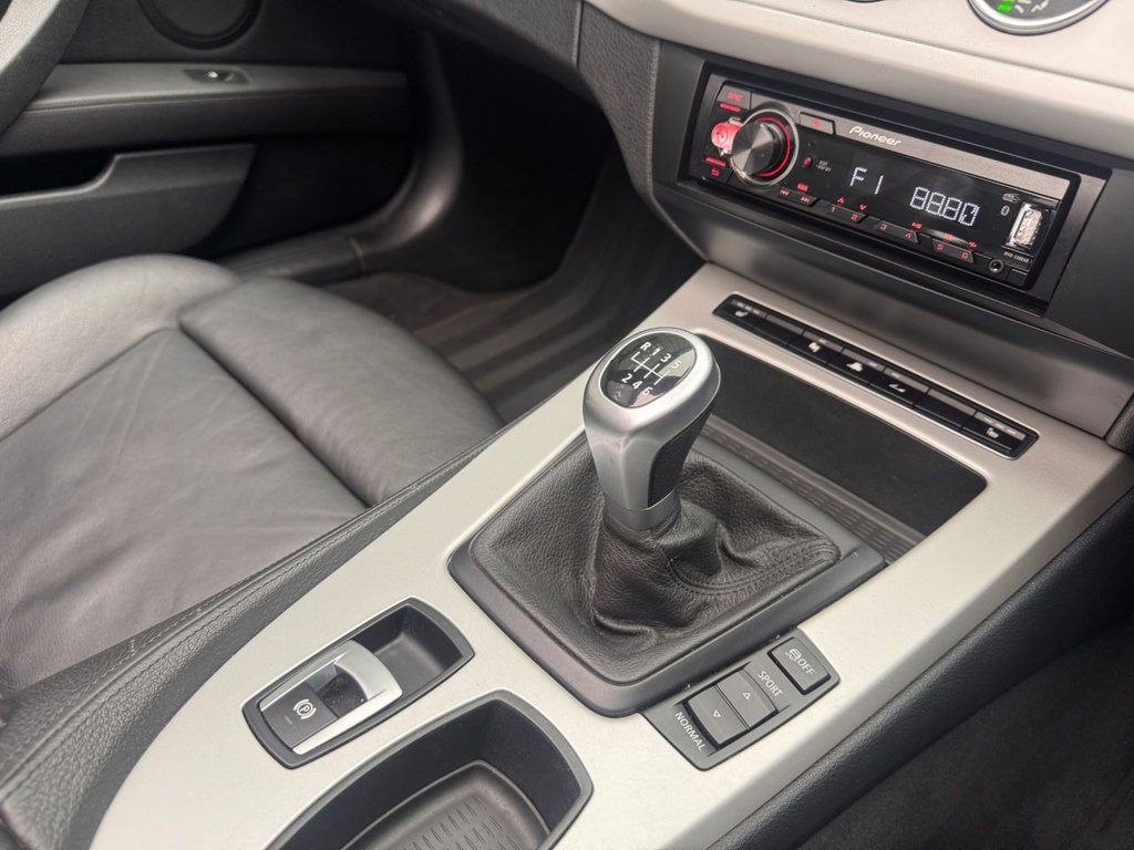 Used BMW Z4 2009 for sale - 76698289: Photo 49