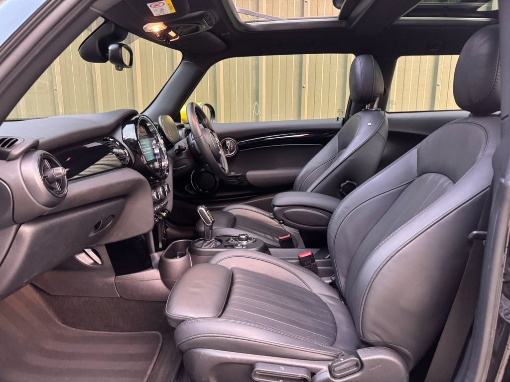 Used MINI Electric Hatch 2021 for sale - 76420046: Photo 2