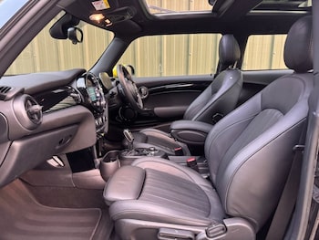 Used MINI Hatch 2021 for sale - 76420046: Photo