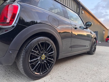 Used MINI Hatch 2021 for sale - 76420046: Photo