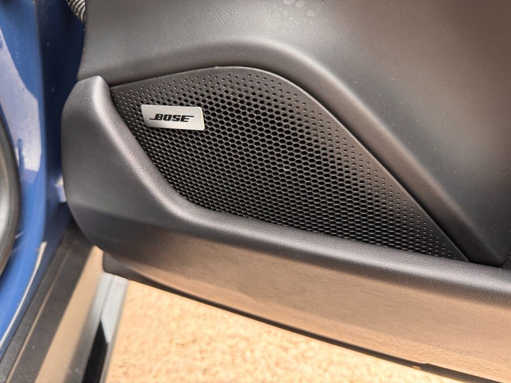 Used Porsche Taycan 2021 for sale - 76345301: Photo 14