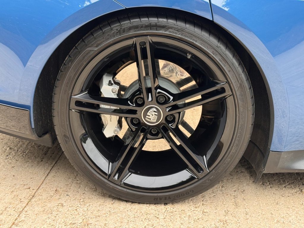 Used Porsche Taycan 2021 for sale - 76345301: Photo 22