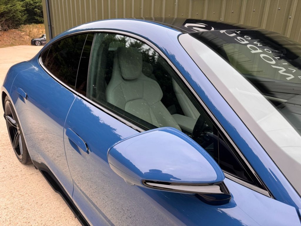 Used Porsche Taycan 2021 for sale - 76345301: Photo 38