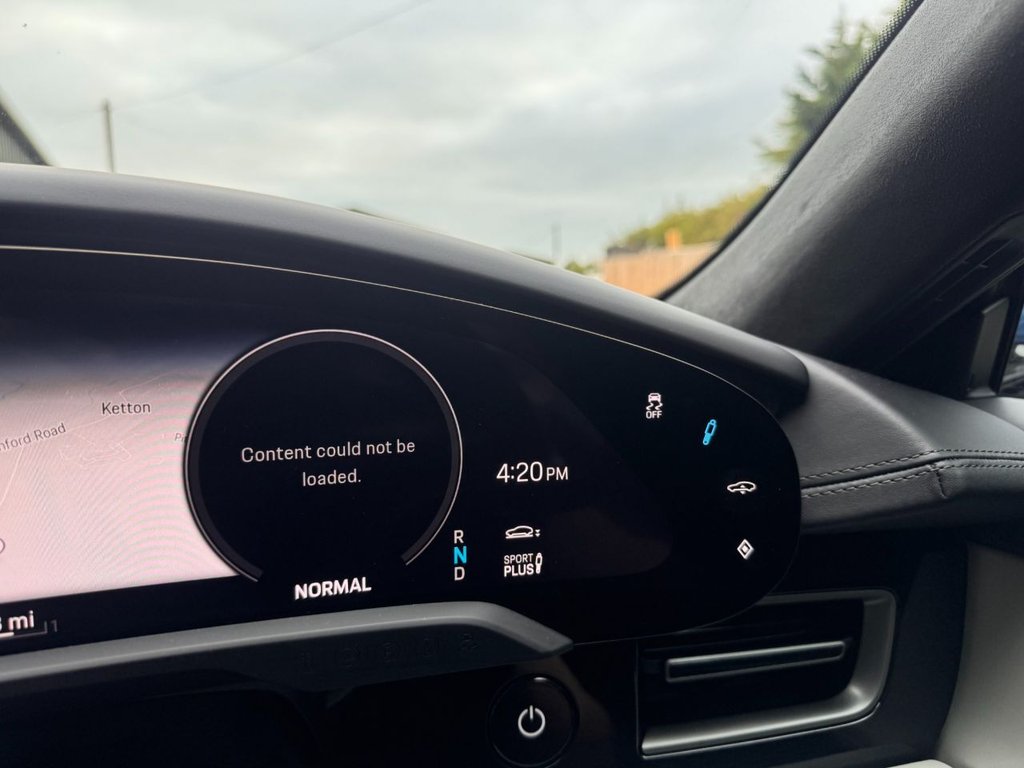 Used Porsche Taycan 2021 for sale - 76345301: Photo 45