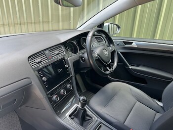 Used Volkswagen Golf 2019 for sale - 78413753: Photo