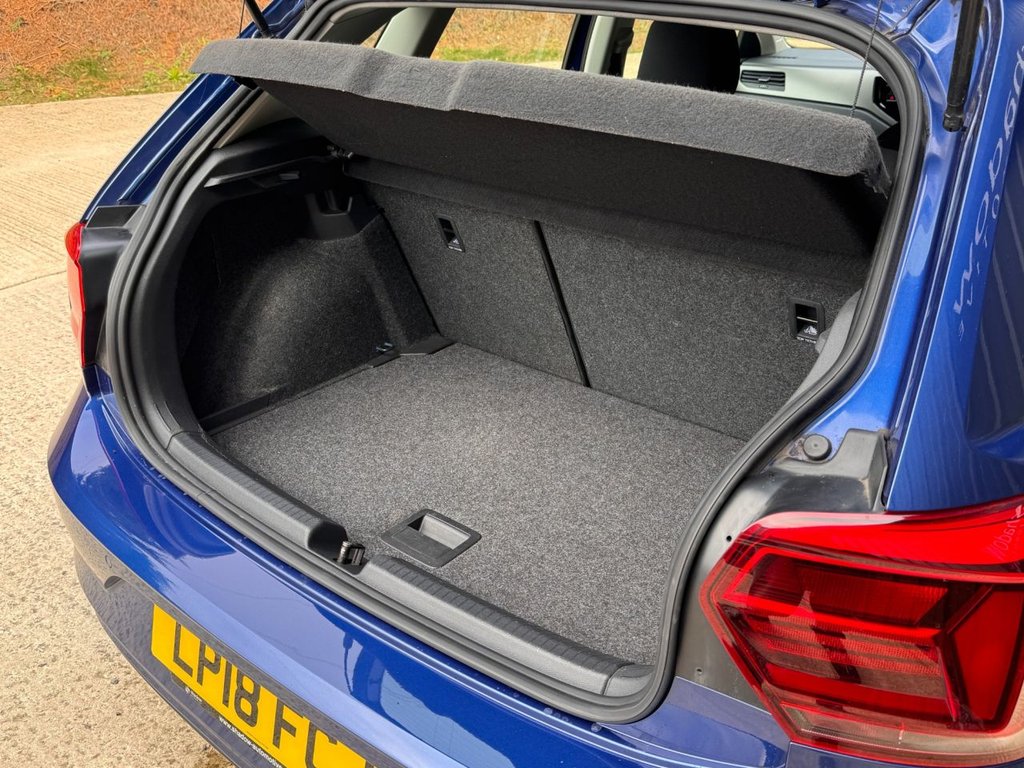 Used Volkswagen Polo 2018 for sale - 76698219: Photo 12