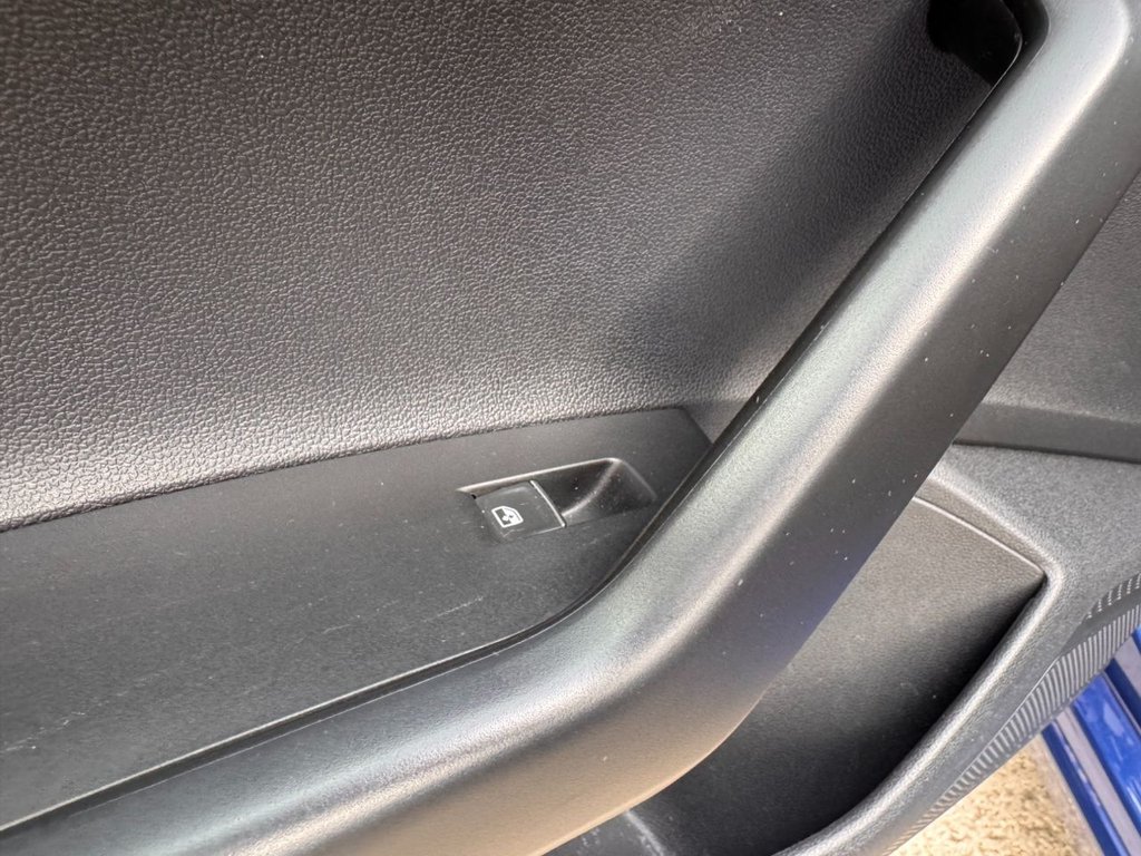 Used Volkswagen Polo 2018 for sale - 76698219: Photo 40