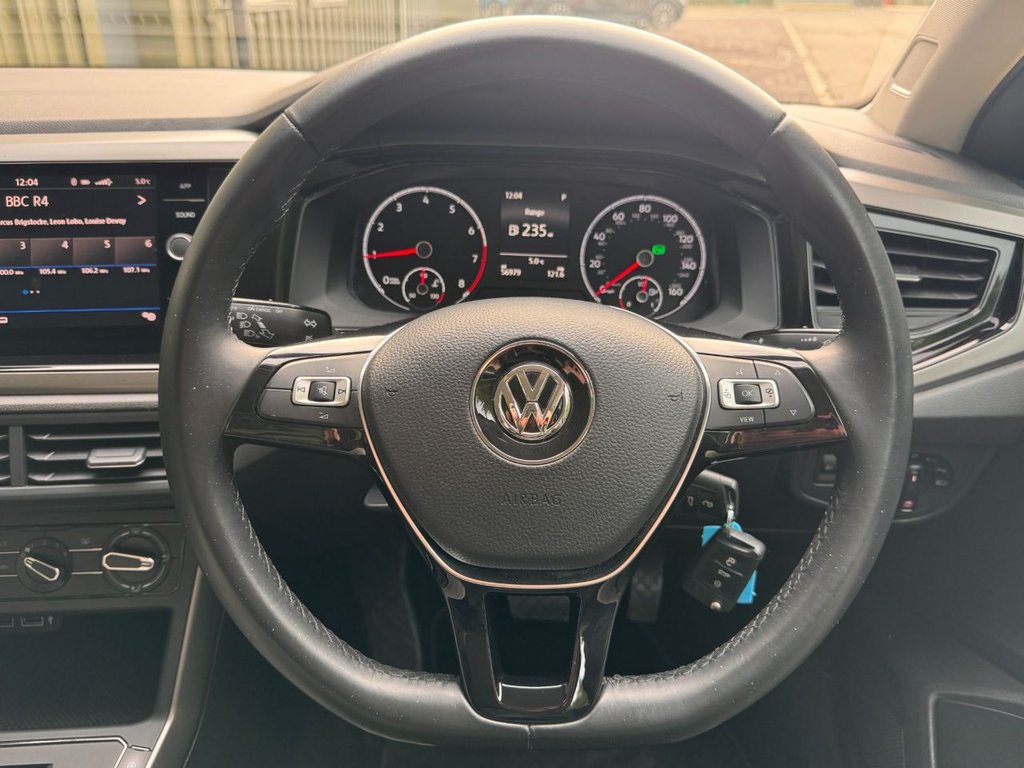 Used Volkswagen Polo 2018 for sale - 76698219: Photo 6