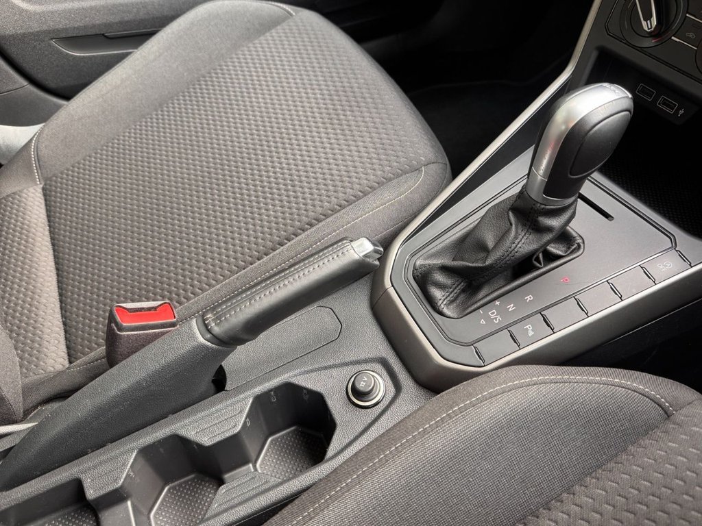 Used Volkswagen Polo 2018 for sale - 76698219: Photo 8