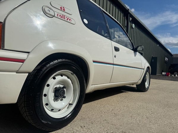 Used Peugeot 205 2015 for sale - 75220982: Photo 36