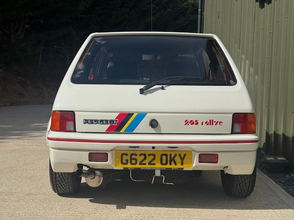 Used Peugeot 205 2015 for sale - 75220982: Photo 43