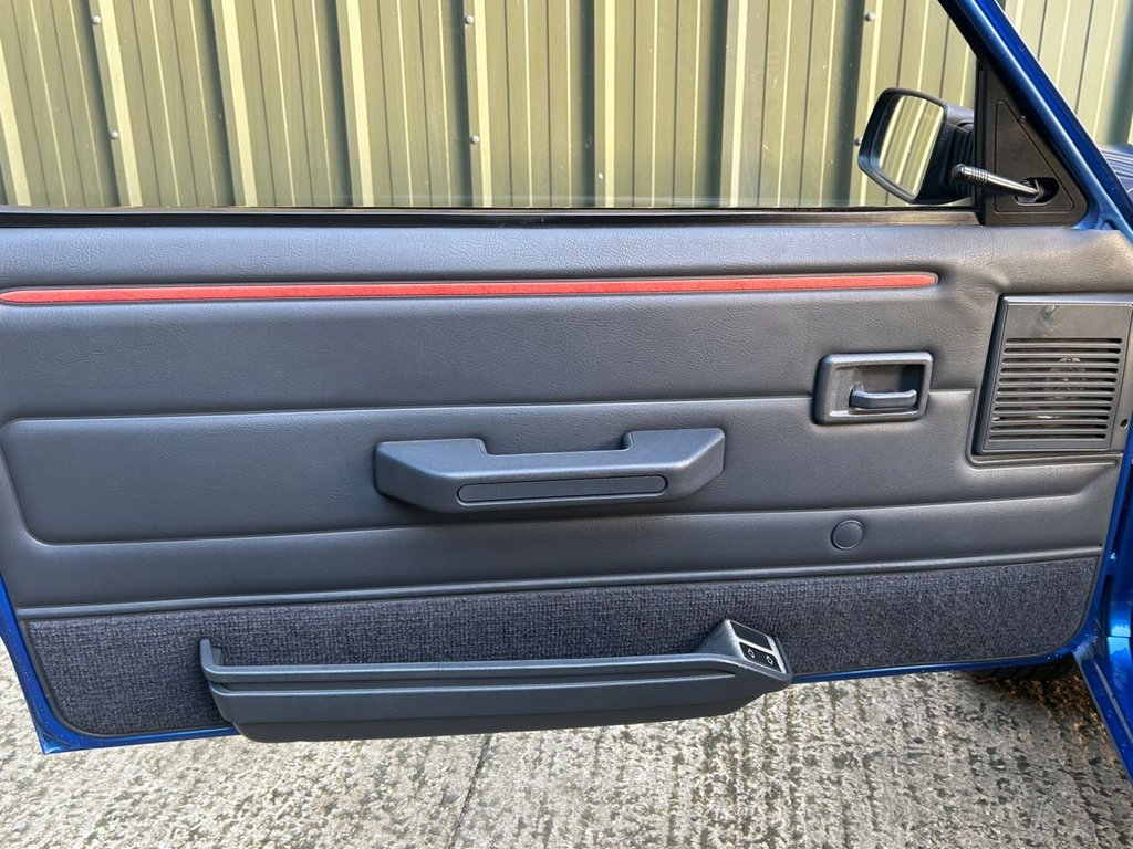 Used Peugeot 205 1990 for sale - 77133096: Photo 23