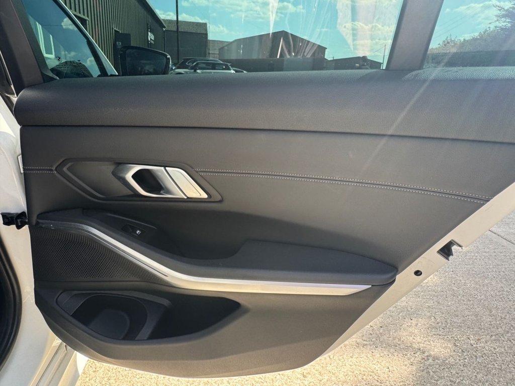 Used BMW 3 Series 2020 for sale - 76184963: Photo 24