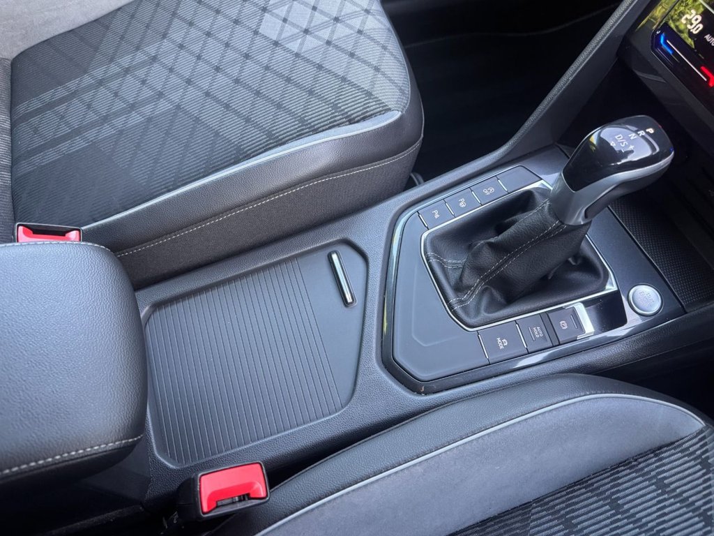 Used Volkswagen Tiguan 2022 for sale - 76900548: Photo 21