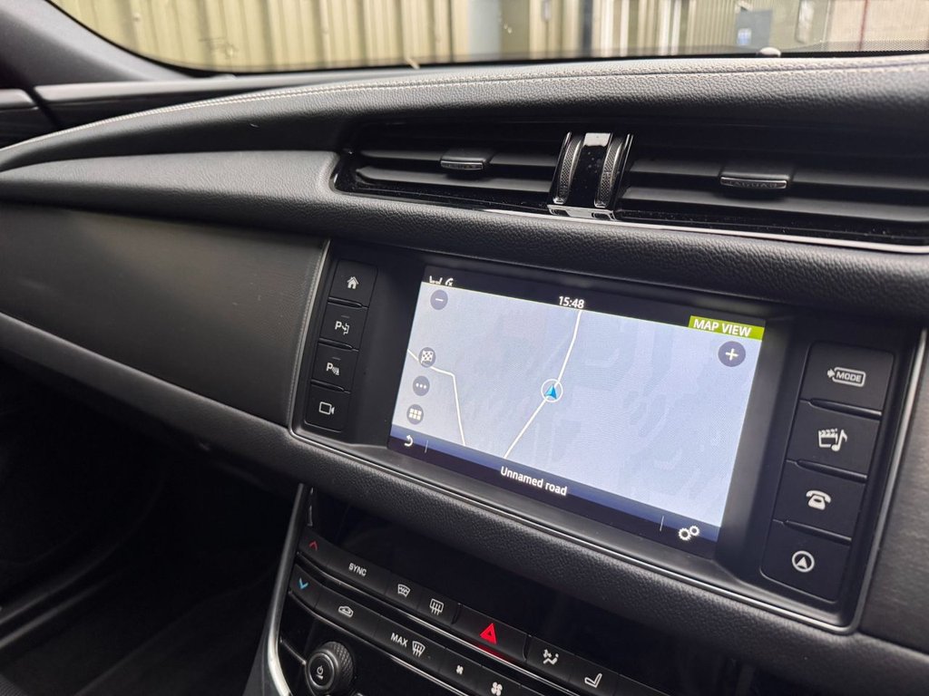 Used Jaguar XF 2016 for sale - 76569759: Photo 16