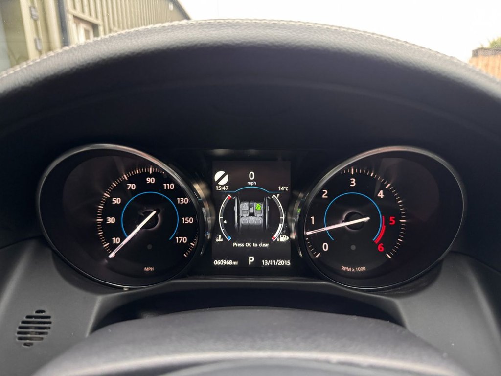 Used Jaguar XF 2016 for sale - 76569759: Photo 32